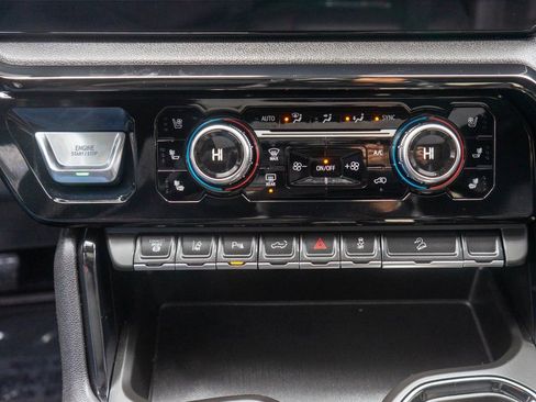 Used 2025 GMC Sierra 3500 AT4 w/ AT4 Premium Plus Package image 27