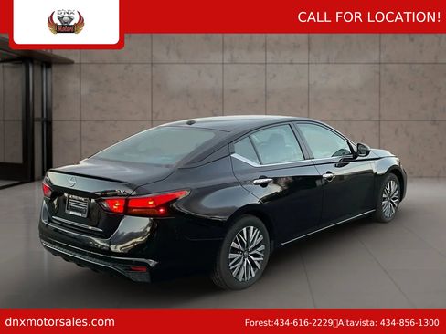 Used 2024 Nissan Altima 2.5 SV image 5
