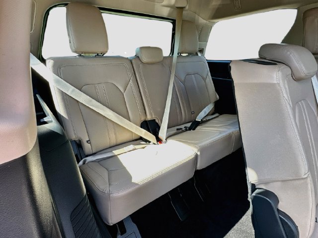 Used 2022 Ford Expedition Limited AWD/4WD image 30