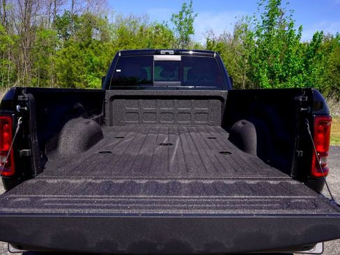 New 2026 RAM 3500 Tradesman AWD/4WD image 26