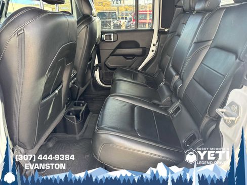 Used 2022 Jeep Gladiator Overland w/ Popular Equipment Package image 22