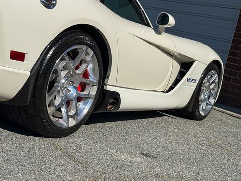 Used 2006 Dodge Viper SRT-10 w/ VOI9 Edition RWD image 33