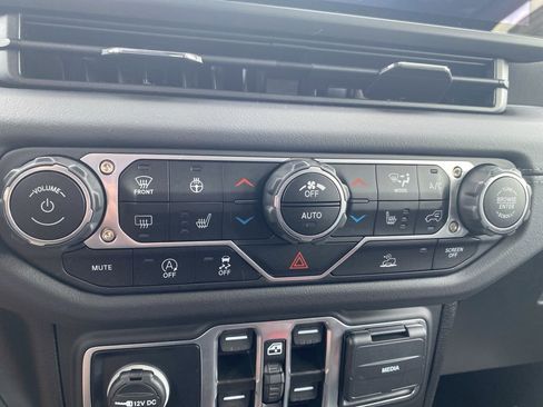 New 2025 Jeep Wrangler Sahara image 36