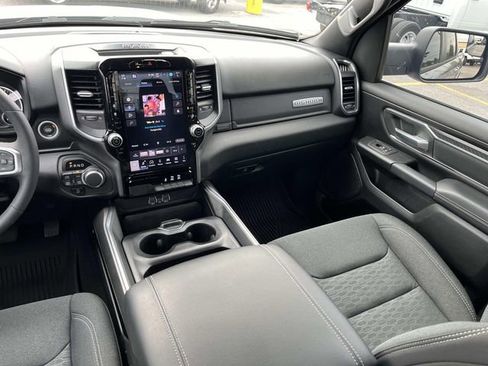 Used 2025 RAM 1500 Big Horn AWD/4WD image 15