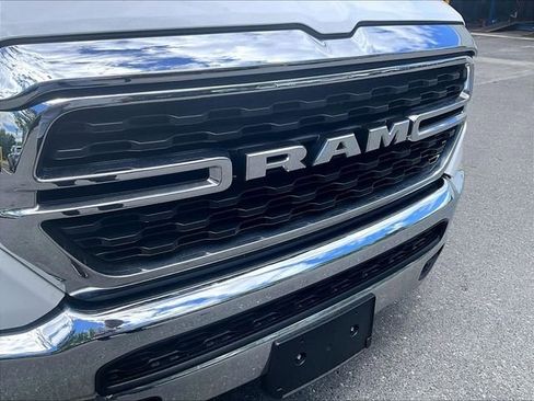 Used 2024 RAM 1500 Big Horn AWD/4WD image 30