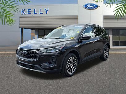 Used 2025 Ford Escape SE