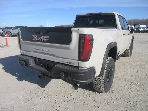 New 2026 GMC Sierra 2500 AT4X w/ AT4X AEV Edition image 5