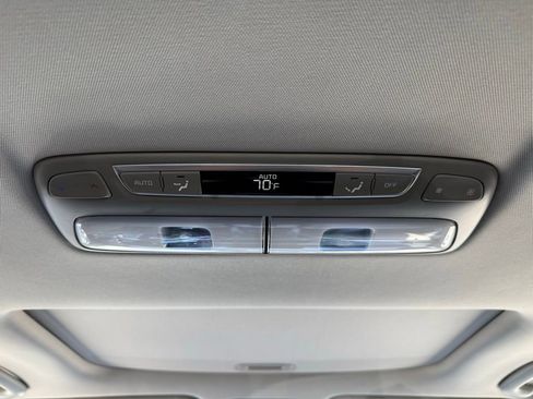 Used 2022 Kia Telluride EX image 56