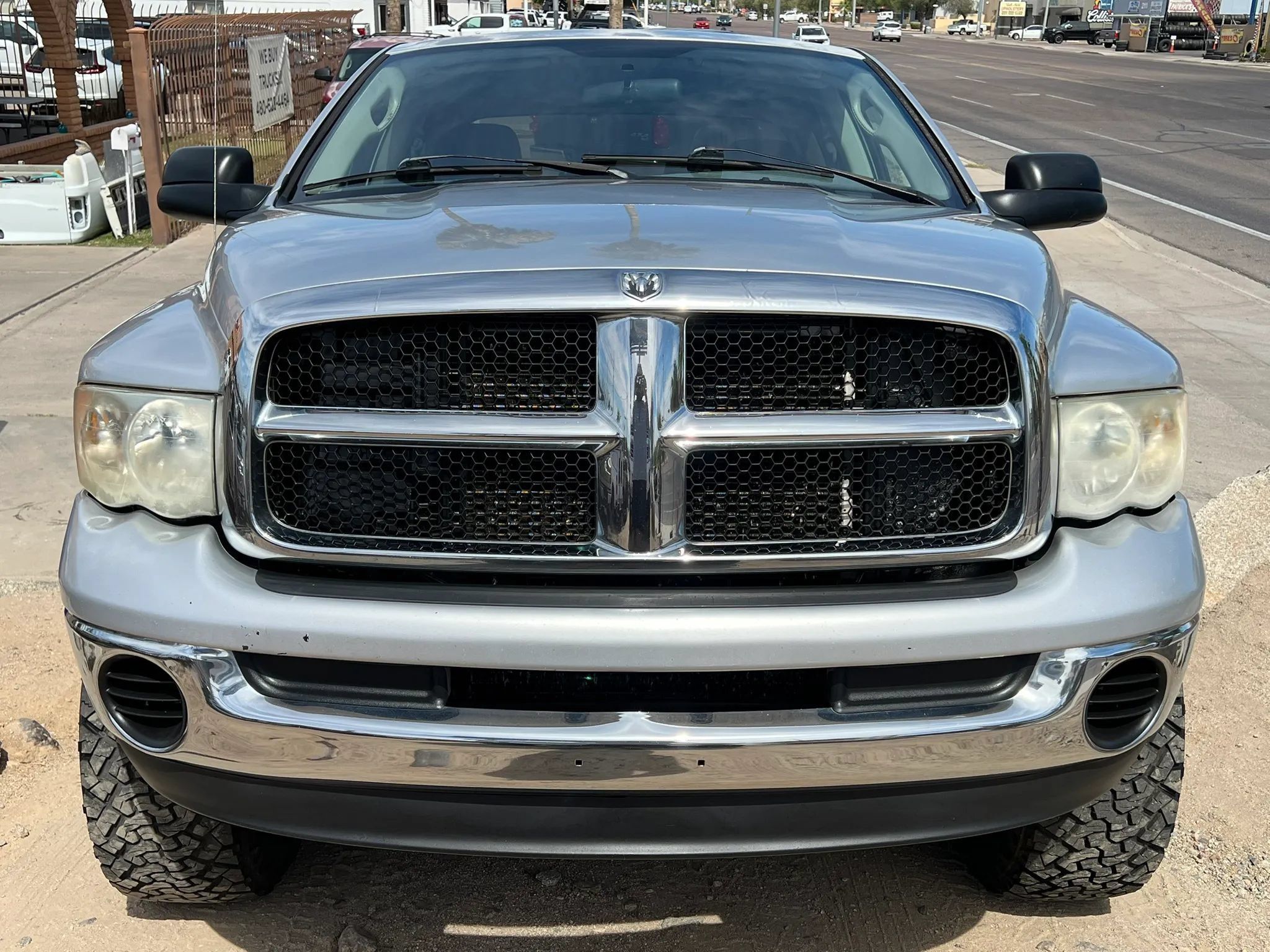 Used 2005 Dodge Ram 2500 Truck SLT AWD/4WD image 4