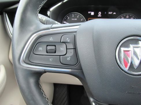Used 2023 Buick Envision Avenir FWD image 22