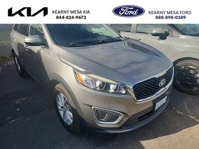 Used 2017 Kia Sorento LX w/ LX V6 Convenience Package