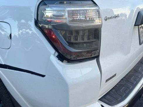 Used 2018 Toyota 4Runner TRD Pro AWD/4WD image 10