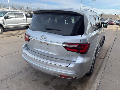 Used 2018 INFINITI QX80 4WD w/ Driver Assistance Package image 5