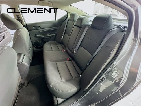 Used 2024 Nissan Altima 2.5 SV image 30