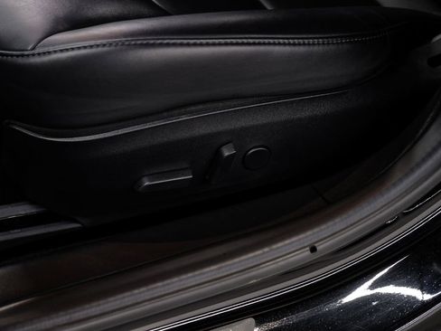 Used 2018 Tesla Model 3 Long Range image 36