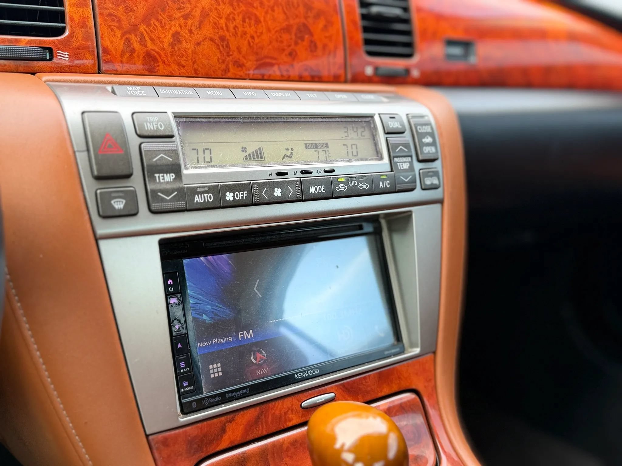 Used 2005 Lexus SC 430 Convertible RWD image 39
