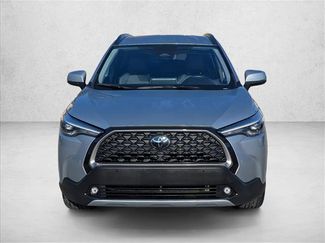 Used 2024 Toyota Corolla Cross XLE video 2