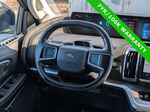 Certified 2025 Ford Expedition Platinum w/ Driver's Package AWD/4WD image 20