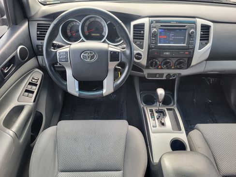 Used 2013 Toyota Tacoma 4x4 Double Cab w/ TRD Sport Pkg image 23