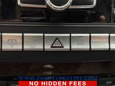 Used 2014 Mercedes-Benz E 350 4MATIC Sedan image 30