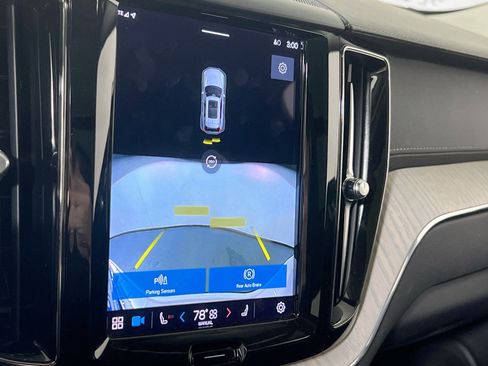 Used 2022 Volvo XC60 B5 Inscription w/ Advanced Package image 13