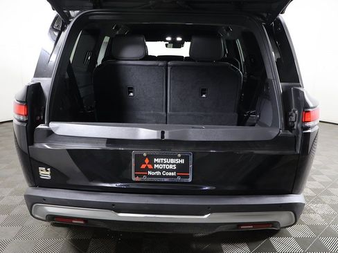 Used 2024 Rivian R1S Adventure image 20