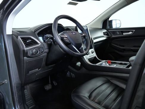 Certified 2024 Ford Edge SEL w/ Convenience Package image 7