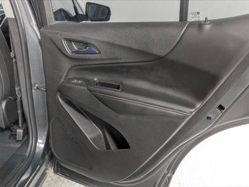Used 2018 Chevrolet Equinox Premier FWD image 21