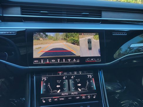 Used 2021 Audi A8 L 3.0T w/ Executive Plus Package image 27