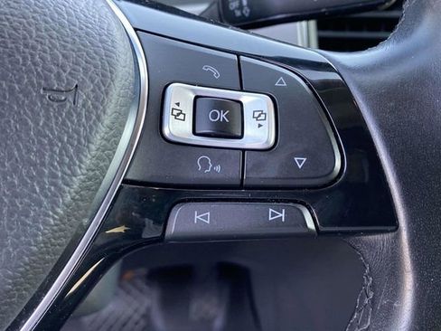 Used 2018 Volkswagen Atlas SE FWD image 22