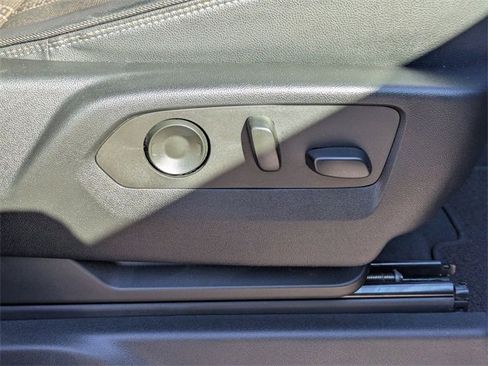 Certified 2022 Chevrolet Silverado 1500 High Country image 41