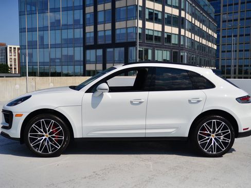 New 2025 Porsche Macan S image 2
