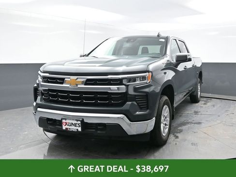 Used 2025 Chevrolet Silverado 1500 LT image 8