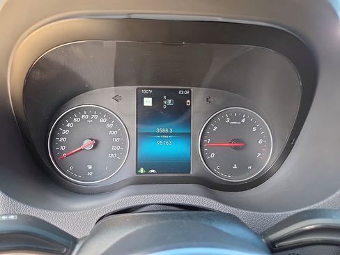 Used 2021 Mercedes-Benz Sprinter 2500 image 22