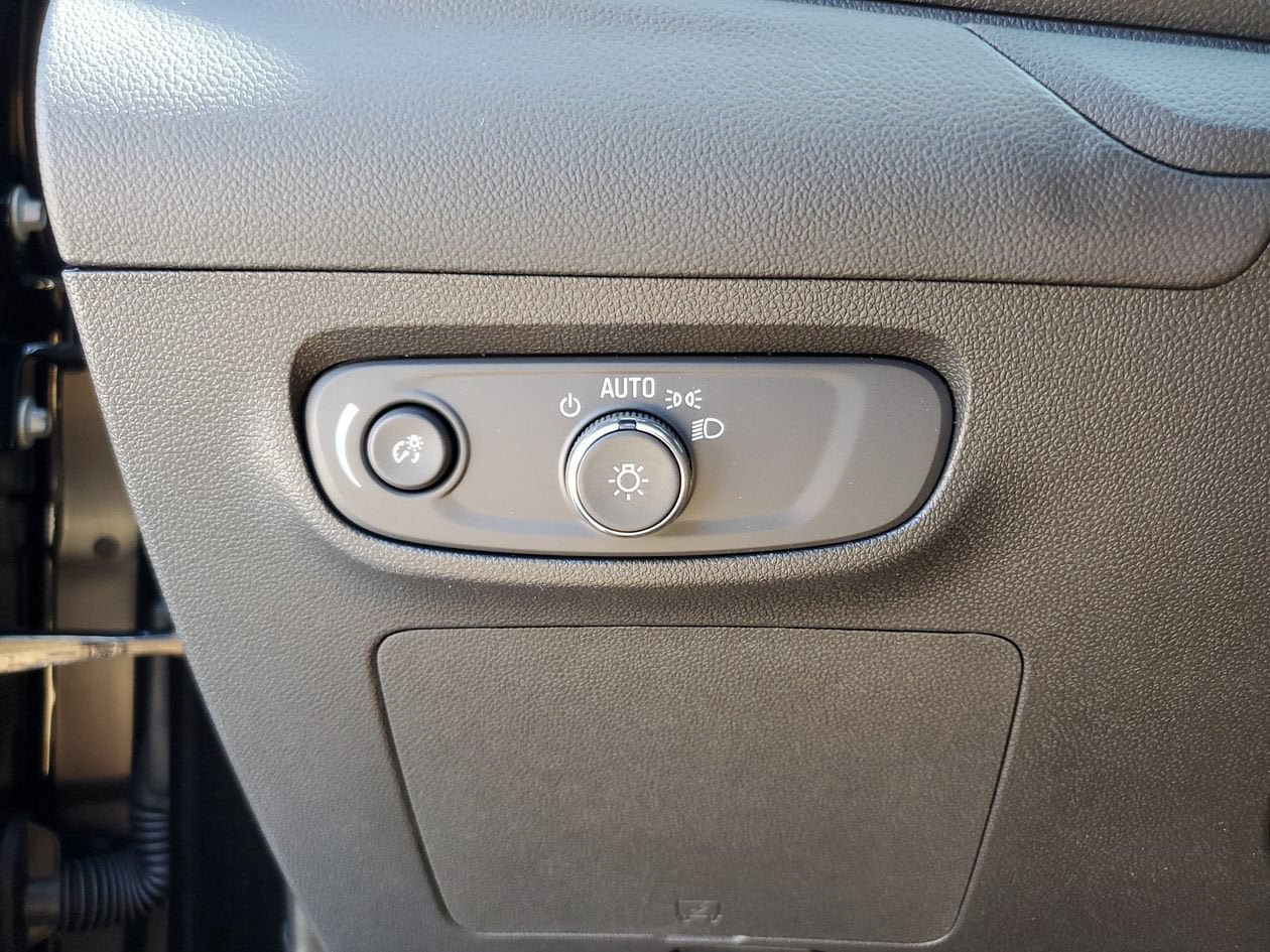 New 2026 Buick Encore GX Preferred w/ Comfort Package FWD image 29