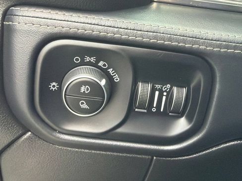 Used 2019 RAM 3500 Limited AWD/4WD image 29