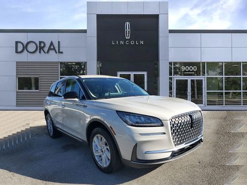 Certified 2024 Lincoln Corsair Premiere image 1