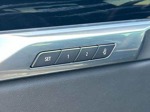 Used 2025 Cadillac Escalade ESV Sport w/ Touring Package AWD/4WD image 32
