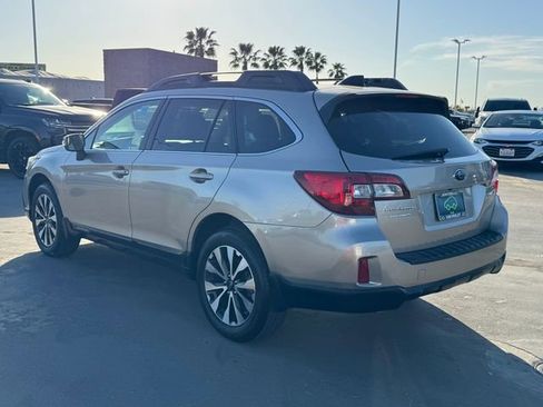 Used 2016 Subaru Outback 2.5i Limited image 2