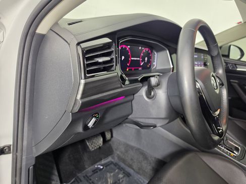 Used 2019 Volkswagen Jetta SEL FWD image 18