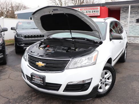 Used 2017 Chevrolet Traverse LS image 46