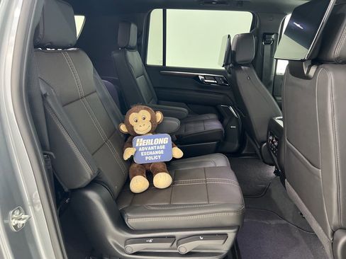 New 2026 Chevrolet Suburban High Country image 27