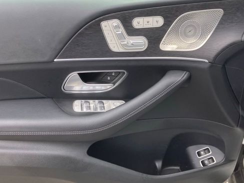 Used 2025 Mercedes-Benz GLE 450e 4MATIC image 16