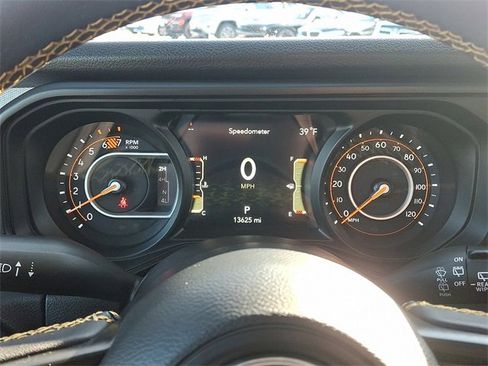 Used 2024 Jeep Wrangler Sport S image 20