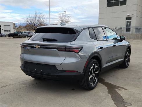 New 2026 Chevrolet Equinox EV LT image 3