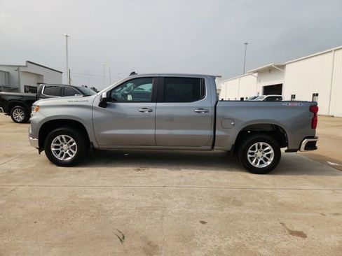 Used 2023 Chevrolet Silverado 1500 LT AWD/4WD image 4