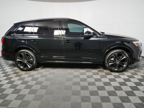 Used 2025 Audi Q7 3.0T Premium Plus AWD/4WD image 2