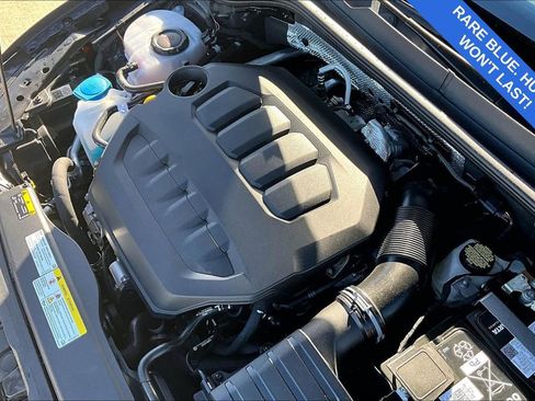 Used 2024 Volkswagen Golf R image 42