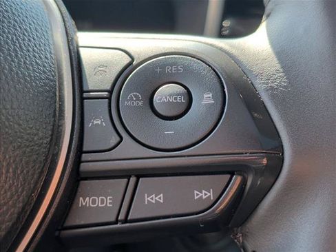 Used 2025 Toyota Corolla Cross XLE w/ Convenience Package AWD/4WD image 12