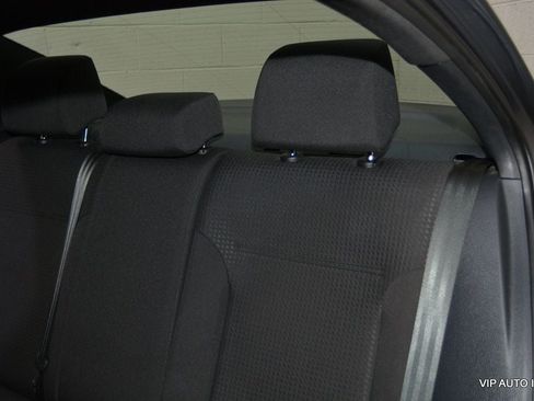 Used 2015 Volkswagen Jetta Sport FWD image 25